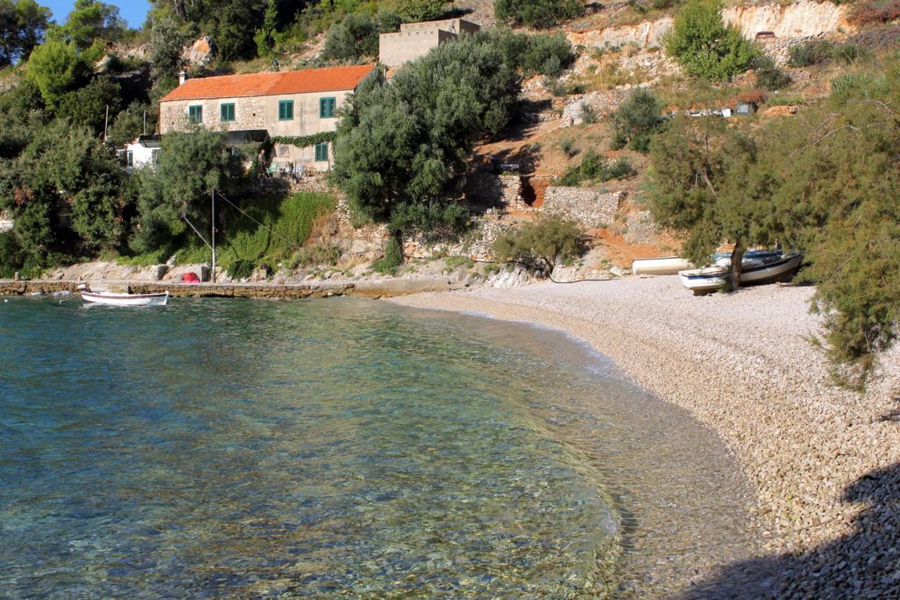 Seaside Secluded Apartments Cove Torac, Hvar - 589 Gdinj Bagian luar foto
