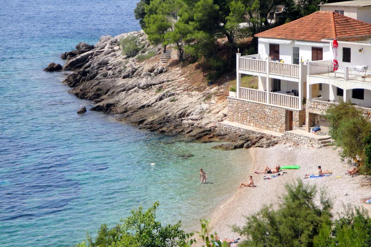 Seaside Secluded Apartments Cove Torac, Hvar - 589 Gdinj Bagian luar foto