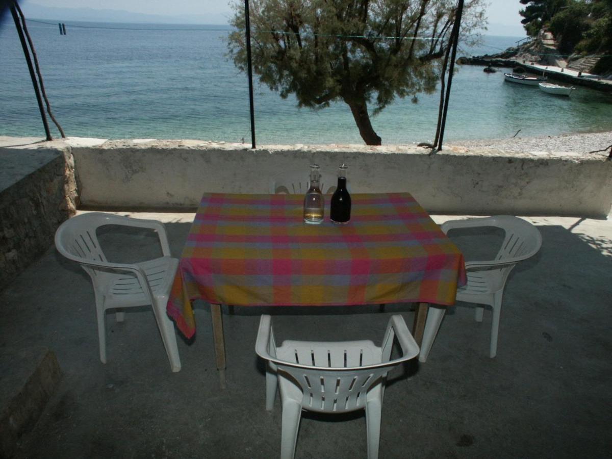 Seaside Secluded Apartments Cove Torac, Hvar - 589 Gdinj Bagian luar foto